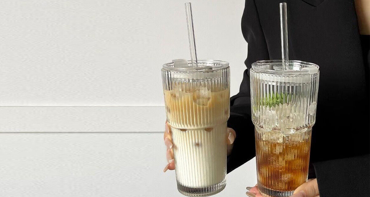 Стакан с трубочкой American Style